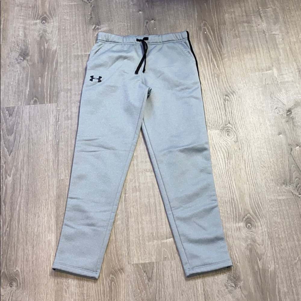grey under armour sweat pants
